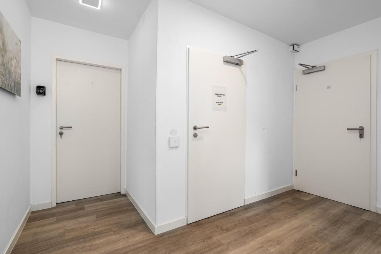 Apartment 4, Direkt Am Bahnhof Аахен Екстериор снимка
